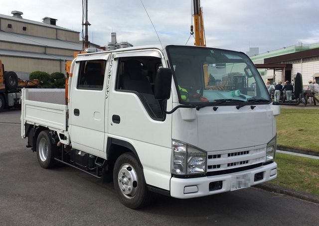 ダブルキャブ車